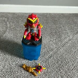 - Treasure X Robot Gold